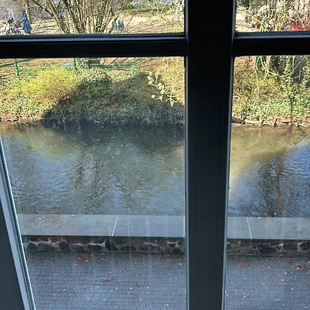 Direkt An Der Lahn *