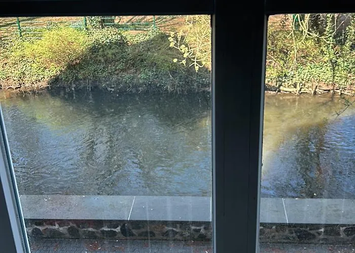 Direkt An Der Lahn *